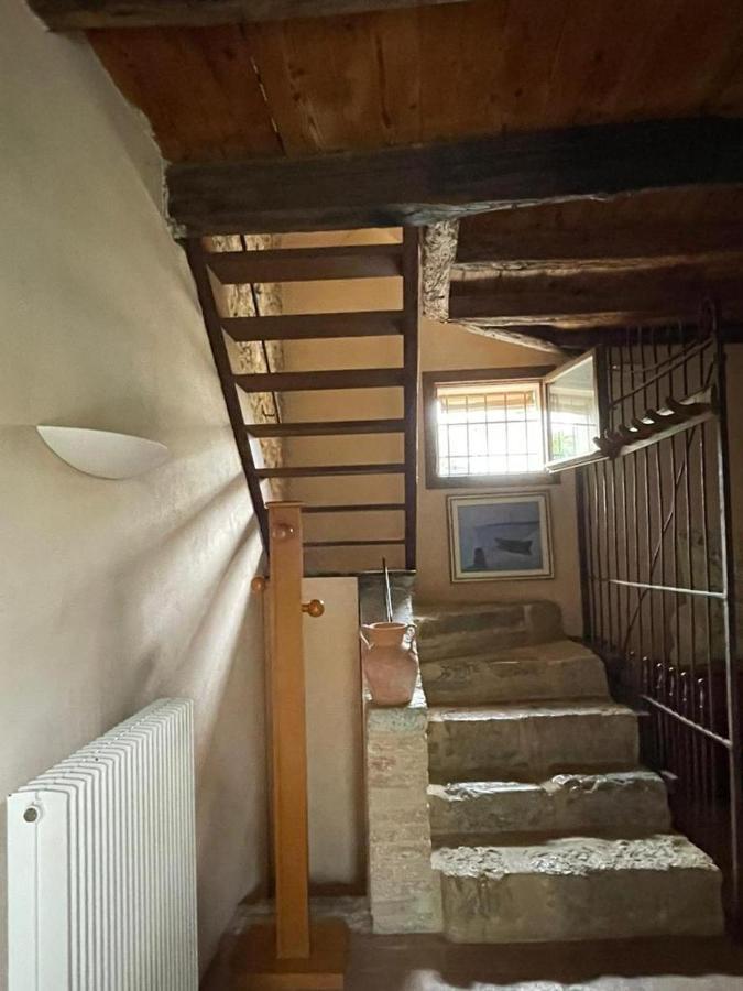 Ferienwohnung La Casa Di Laura Castelcucco Exterior foto